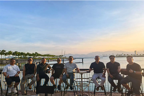 《润东方》团队携手精研学，探索出海新领域！