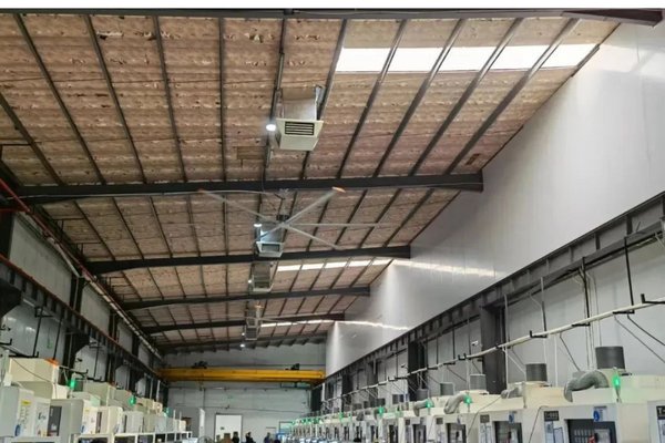 广州金属制品车间合作工业节能风扇与环保空调组合解决降温需求